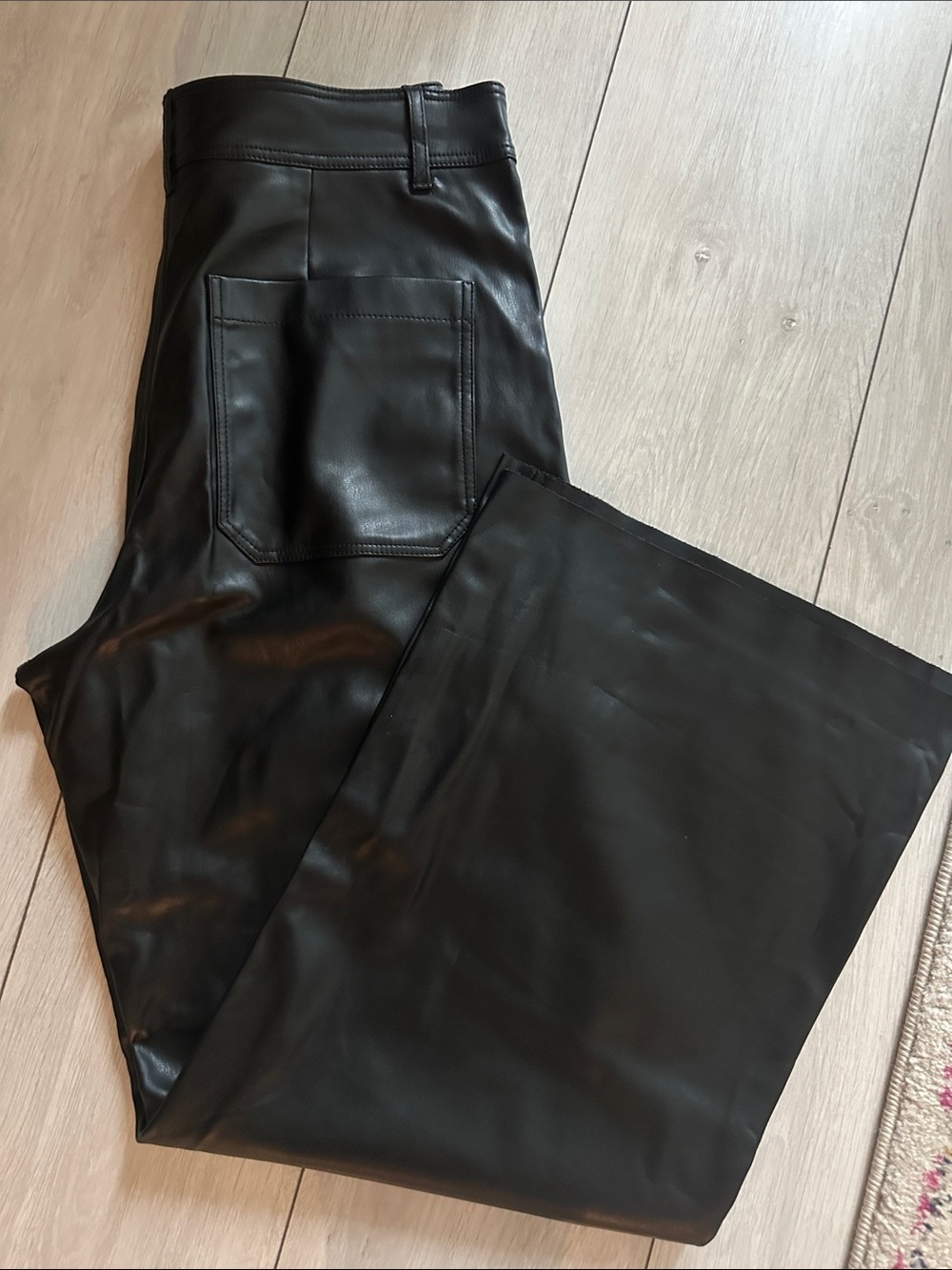 Zara Black Faux Leather Cropped Pants